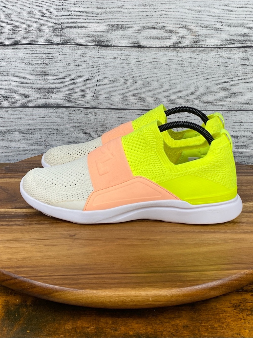 APL TechLoom Bliss Energy Neon Peach Pristine Slip On Running Shoe Size 9.5